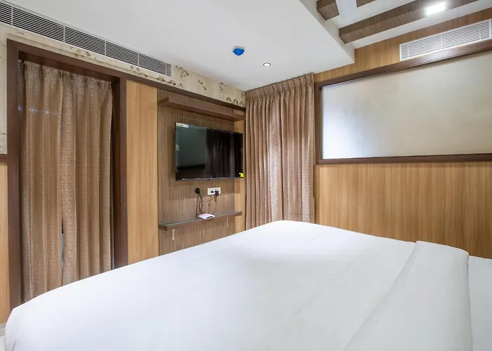 Hotel Prm Aruna Archadia