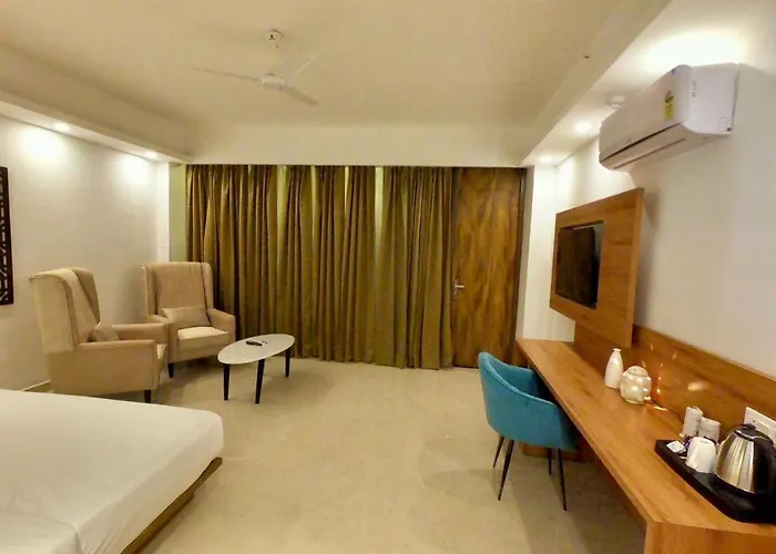 Namami Chail Resort & Spa