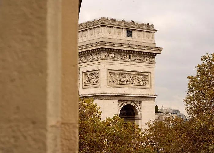 6 Vh Hotel Parigi