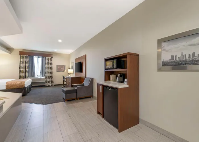 Best Western Plus Gardena-Los Angeles Inn & Suites