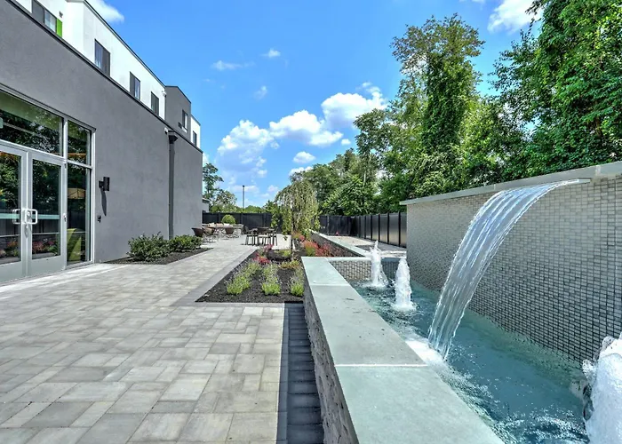 Courtyard By Marriott Deptford