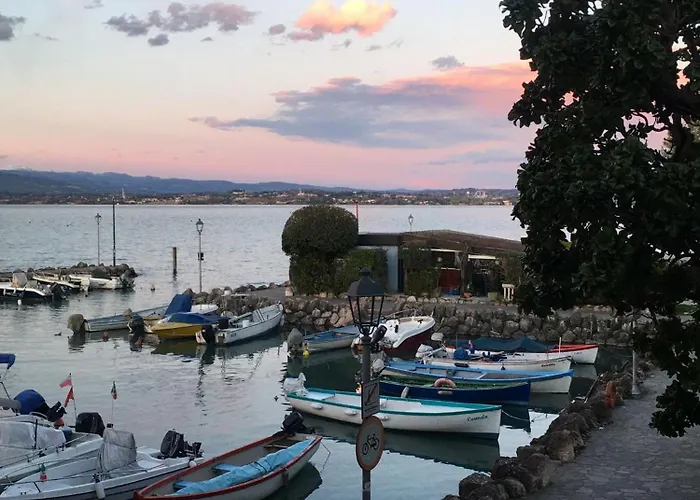 Casa Caterina Lake View Holidays Apartments