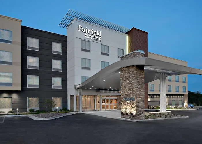 Fairfield Inn & Suites By Marriott Lake Geneva