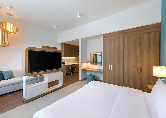 Hotel Element By Marriott Al Mina, Dubai