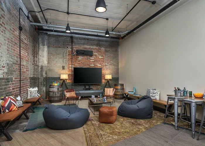 Moxy Chattanooga Downtown