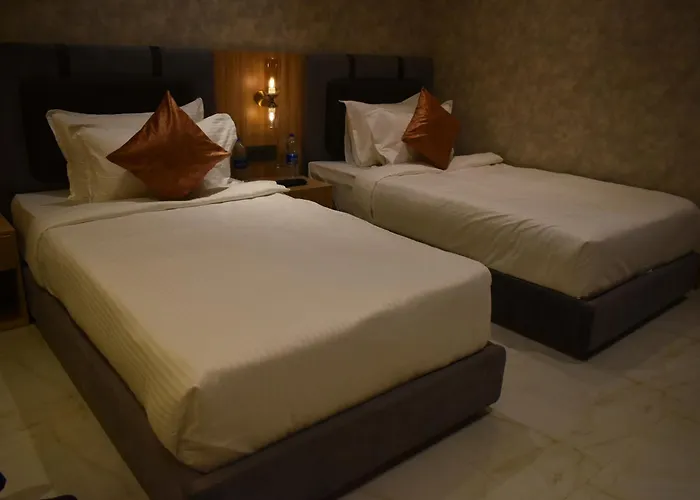 Hotel Namah Courtyard