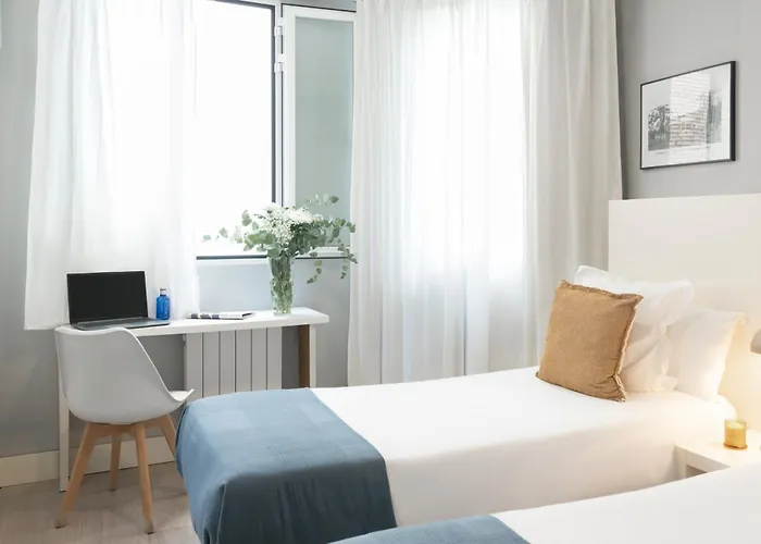 8Rooms Madrid, Smart Self Check-In Rooms