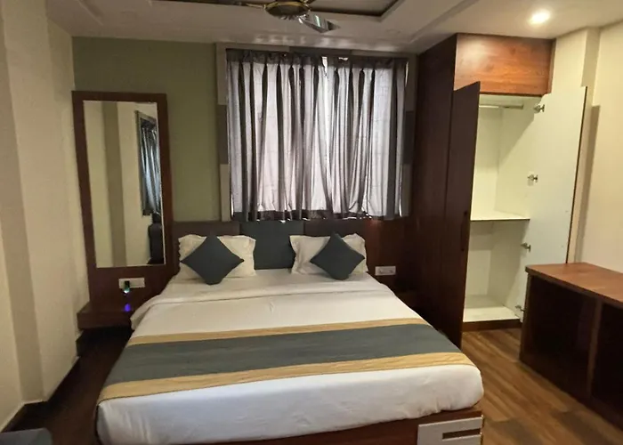 Hotel Omkareshwar Inn