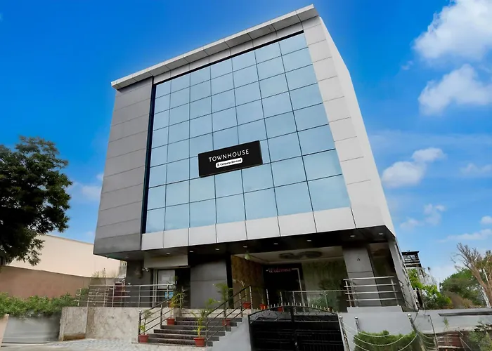 Townhouse Khammam Formerly Bluemoon