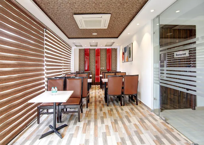Limewood Stay - Unitech Cyber Park