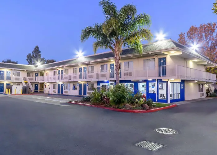 Motel 6 Hayward, Ca- Silicon Valley Gateway