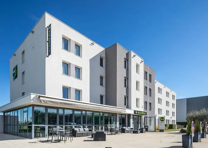 Première Classe Lyon Est - Saint Quentin Fallavier - Aéroport