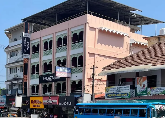 Plaza Tourist Home