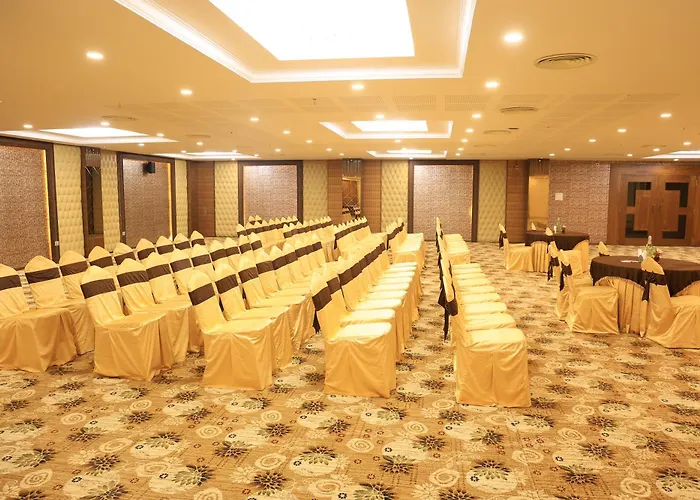 Hotel Anand Grand