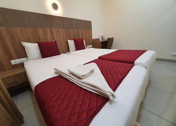 Hotel Deepakam Inn