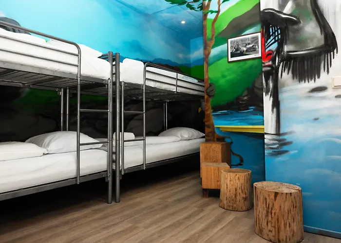 Amsterdam Teleport Hotel - Free Parking