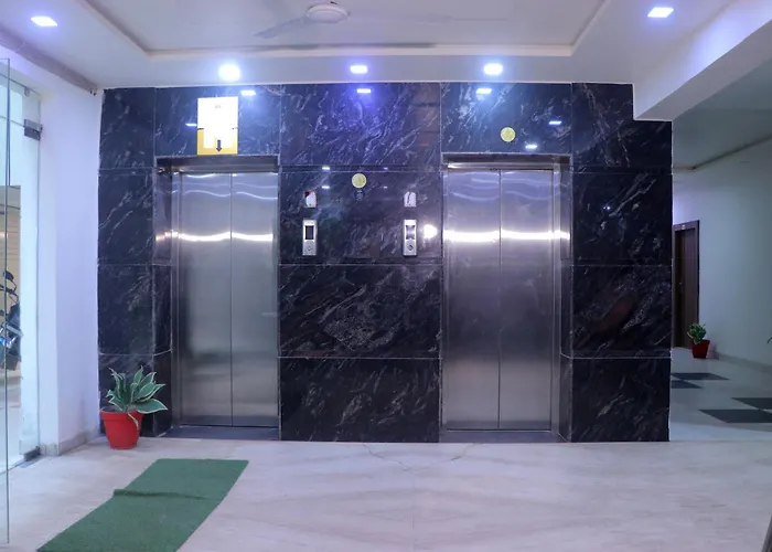 Hotel Panache 500 Mtrs From Shri Krishna Janma Bhumi Teample