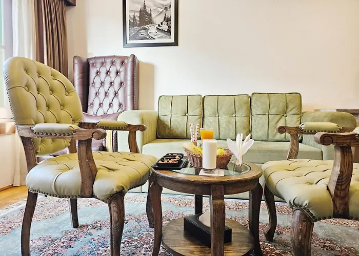 The Walnut Creek Pahalgam