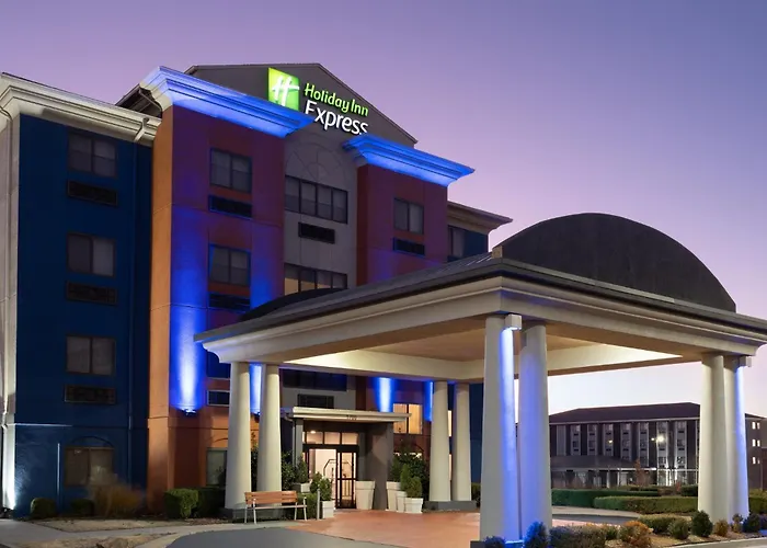 Holiday Inn Express & Suites Midwest City By Ihg
