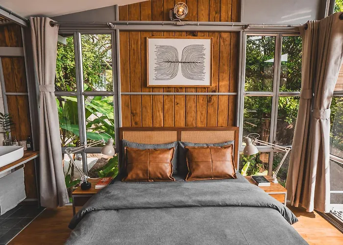 Shiva Lodge