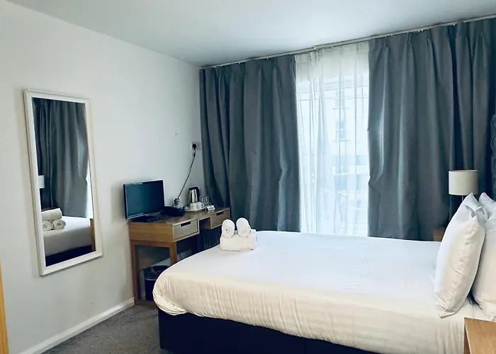 Exmouth Beach Hotel