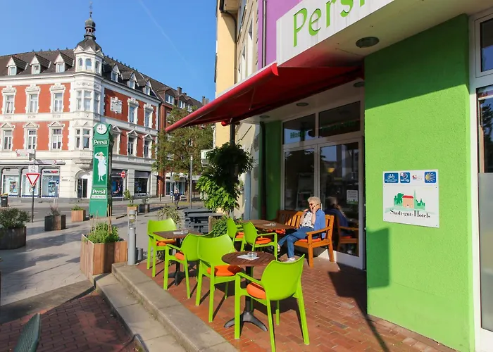 An der Persiluhr Stadt-gut-Hotel