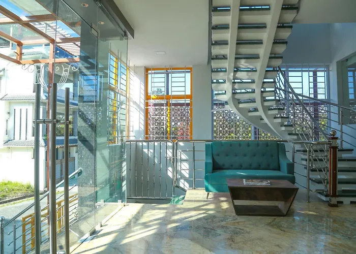 Hotel Kurunjii Residency