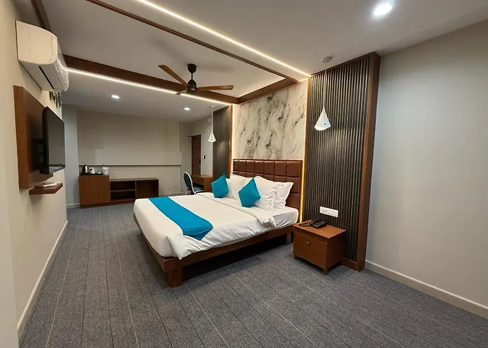 Nexstay Bloomax Residency
