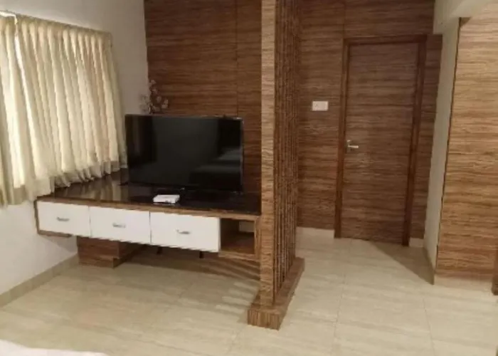 Residenza Adhikrishna Arcade