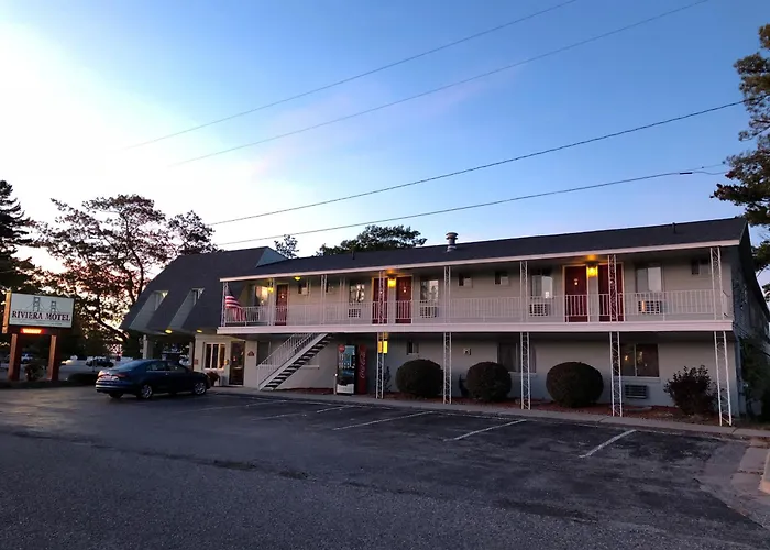 Riviera Motel