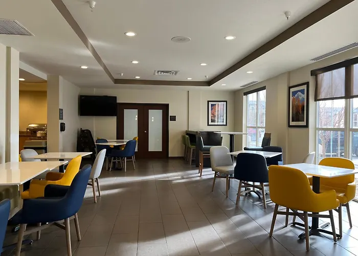 Comfort Suites Denver International Airport