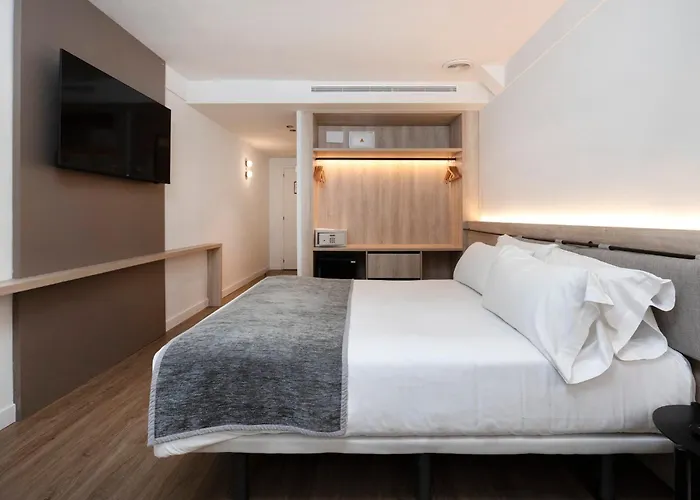 Tulip Inn Andorra Delfos