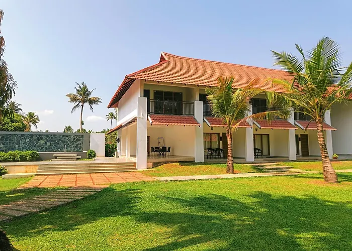 Palmgrove Lake Resort