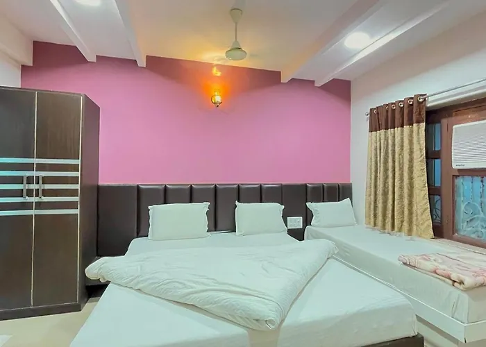 Hotel Ashapura Palace