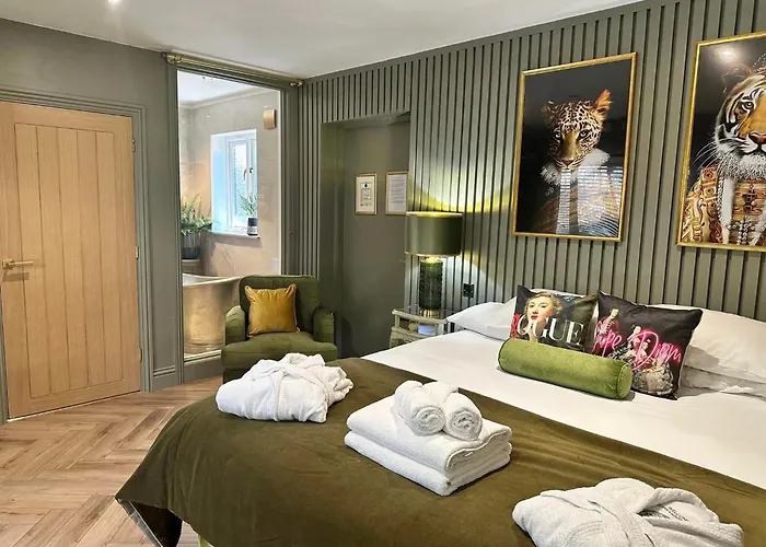 Oyo The Townhouse