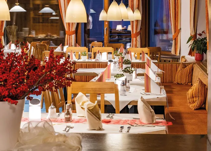 Hotel Alte Krone Mittelberg