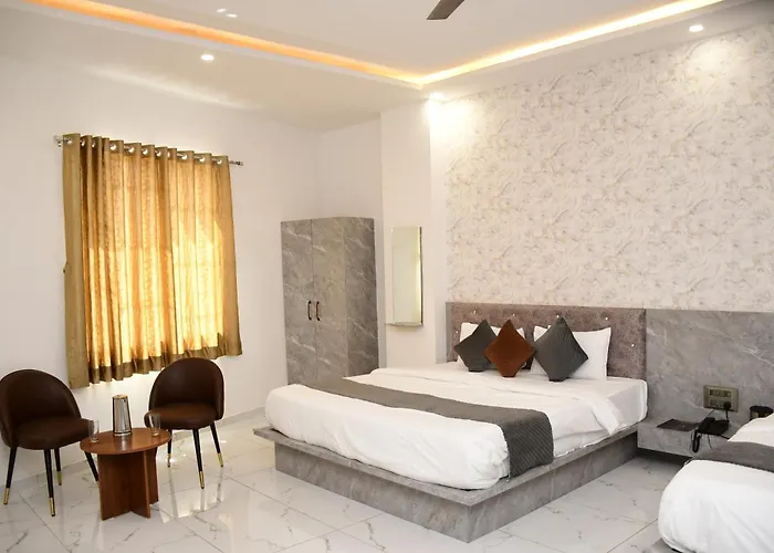 Hotel Morvi Nandan