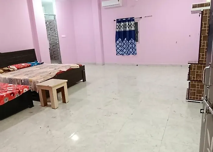 Hotel Deepak Palace
