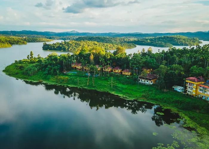 Karapuzha Village Resort