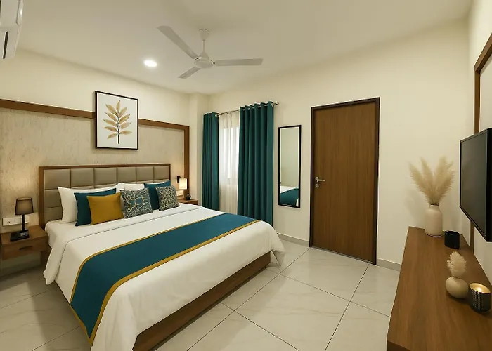 Hotel The Aadimata & Banquets