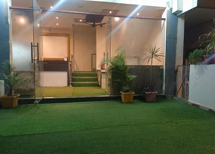 Hotel Lion'S Bnb