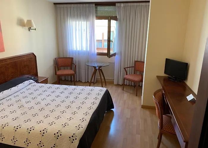 Hotel Unzaga Plaza Éibar