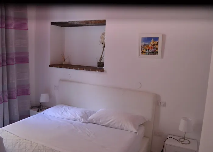 Il Borghetto Apartments&Rooms Procida
