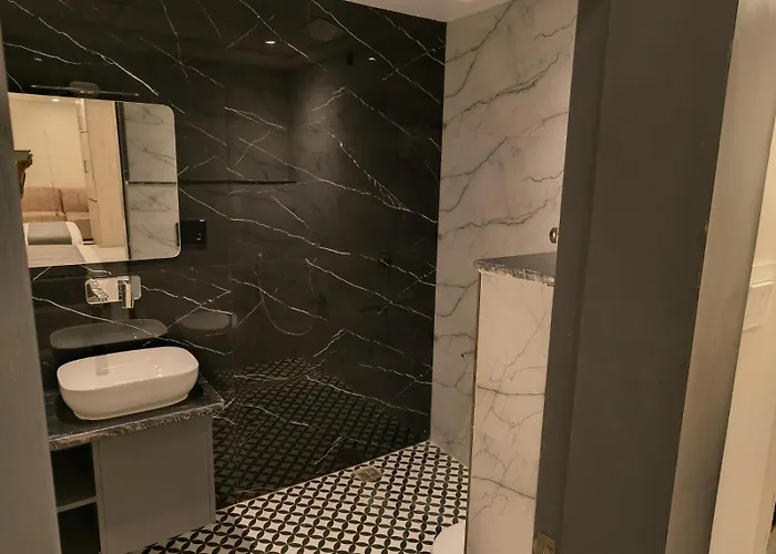Veda Inn By Chrysdorf Adityan Group Of Hotels