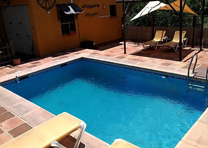 Bed and Breakfast Cortijo Petra Villanueva del Rosario
