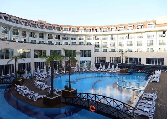 Meder Resort Hotel