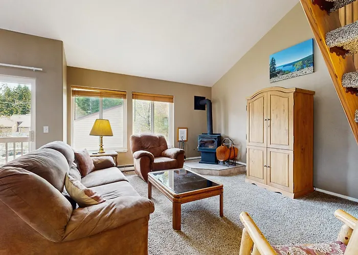 Aspen Village Golf Course Condo - Snowshoes McCall