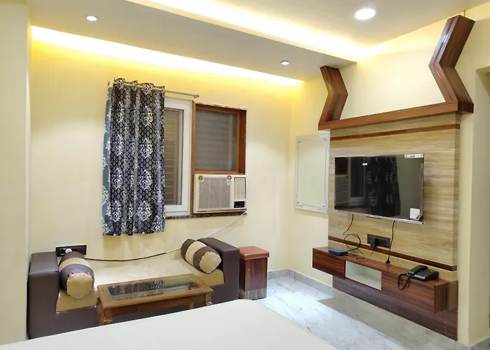 Hotel Shree Radhe & Banquet