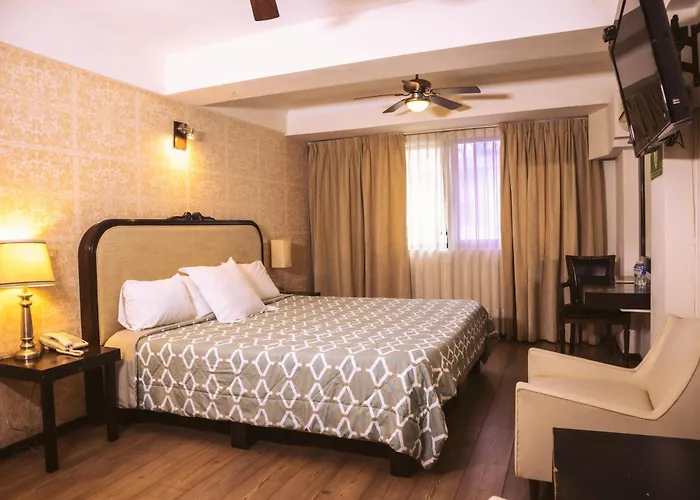 Hotel Clara Luna