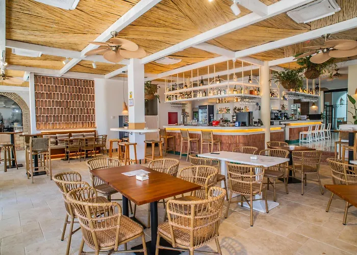 Hotel Dona Lola Zahara